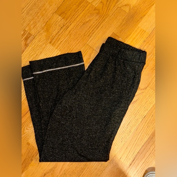 Soft surroundings women’s small 6/8 very soft NWT pants, charcoal, very soft - Picture 13 of 14